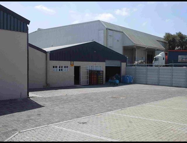 1,800M² FACTORY FOR SALE IN ELSIES RIVER INDUSTRIAL